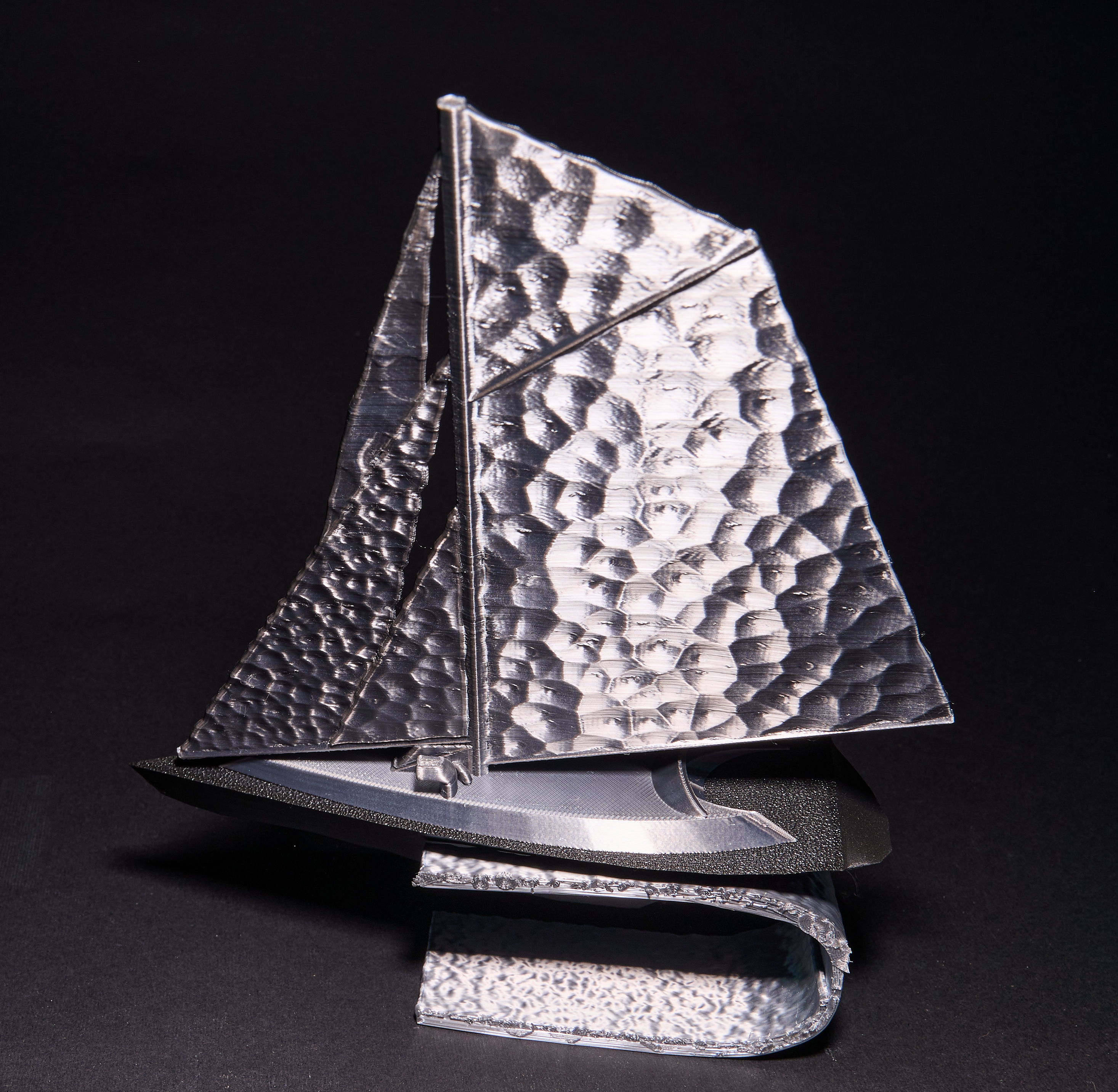 Cutter Wind Silver, detail 2
