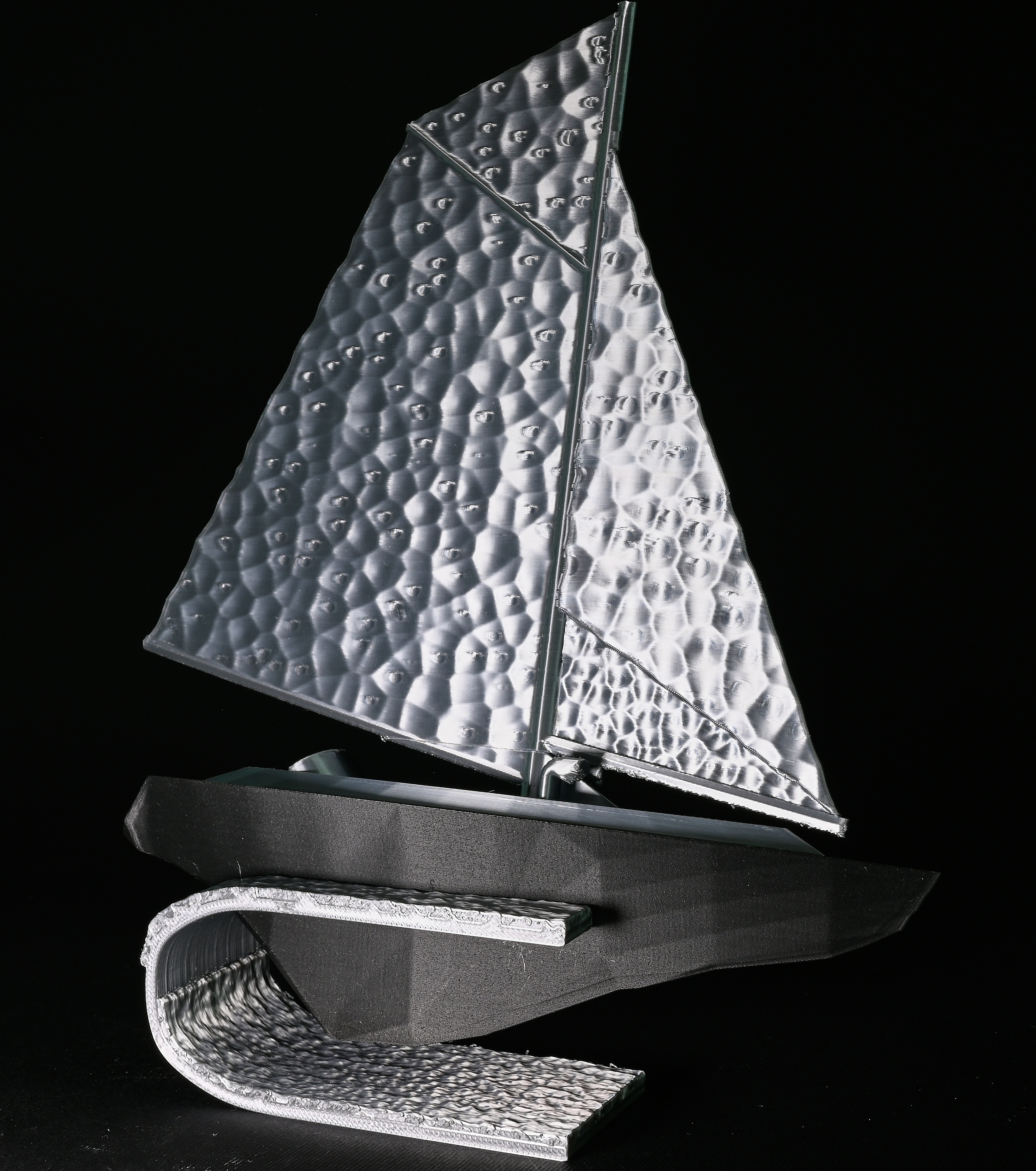 Sailboat Wind Silver, detail 1