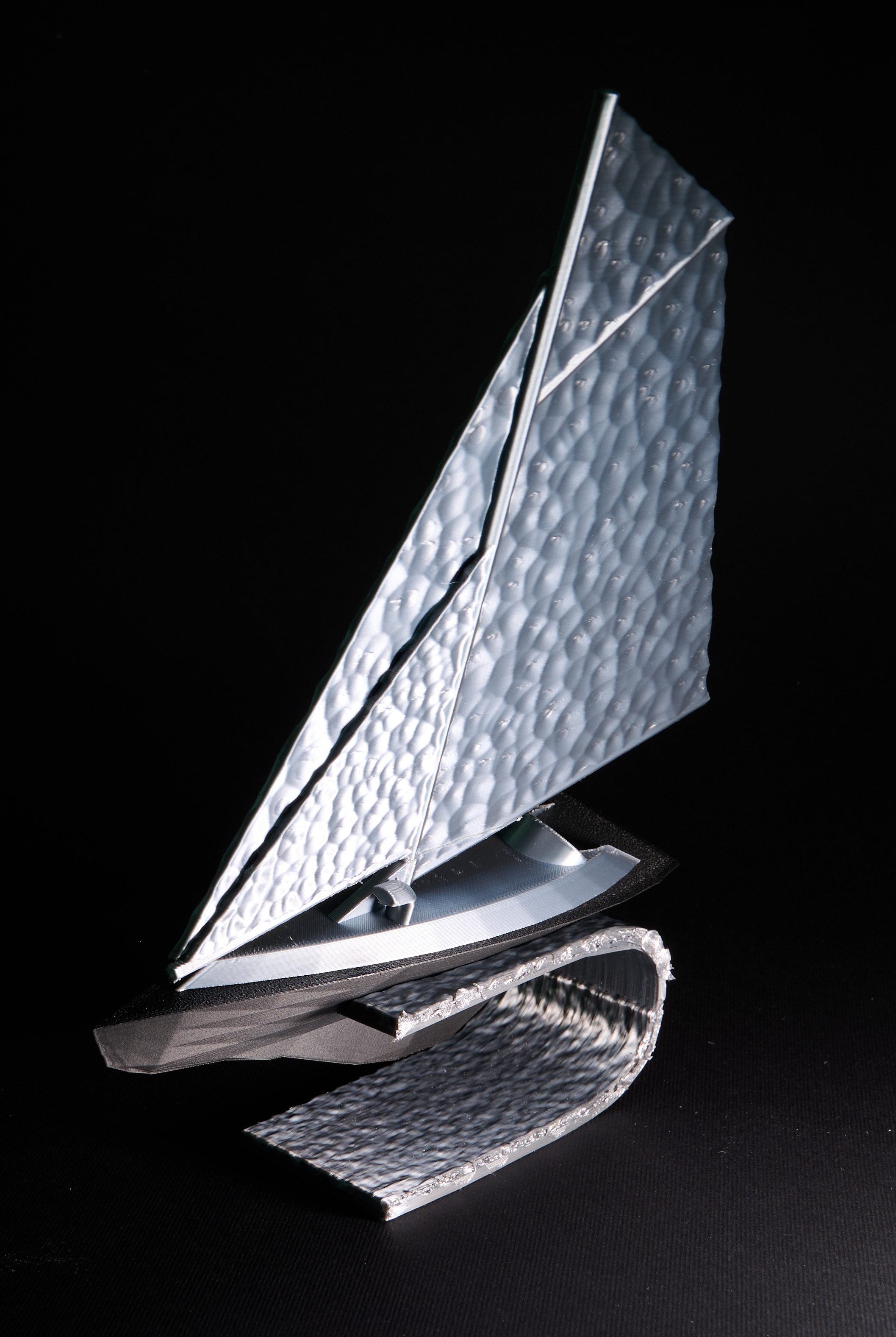 Sailboat Wind Silver, detail 2