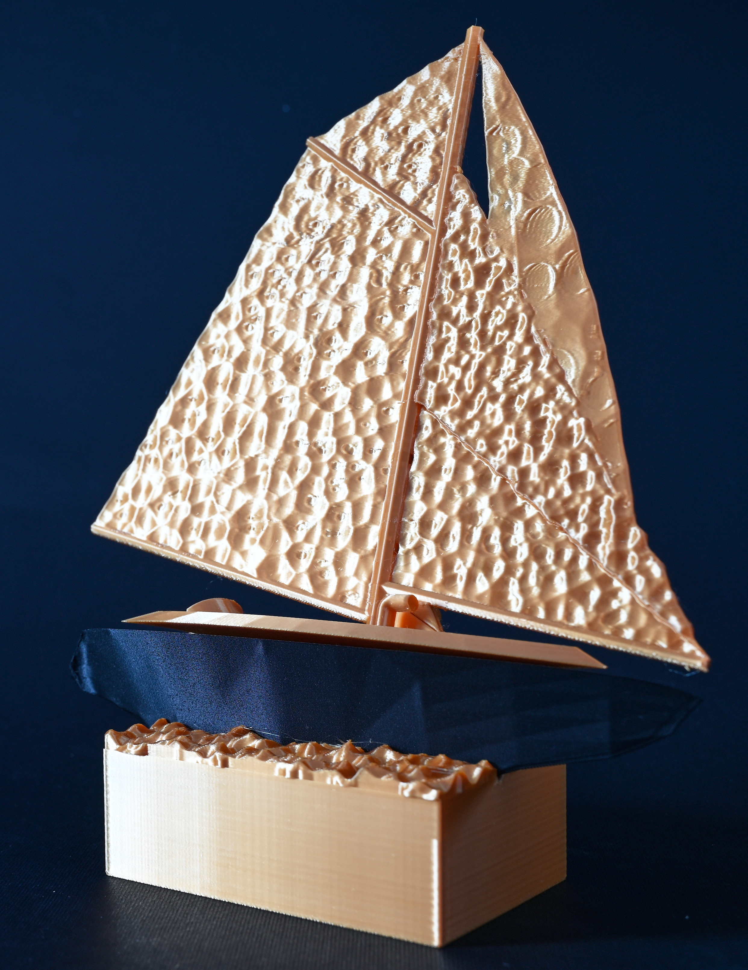 Sun Boat, detail 1